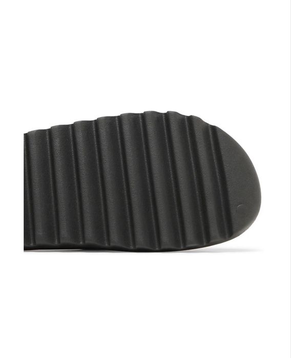 Adidas Yeezy Slide Onyx чисто нови в кутията