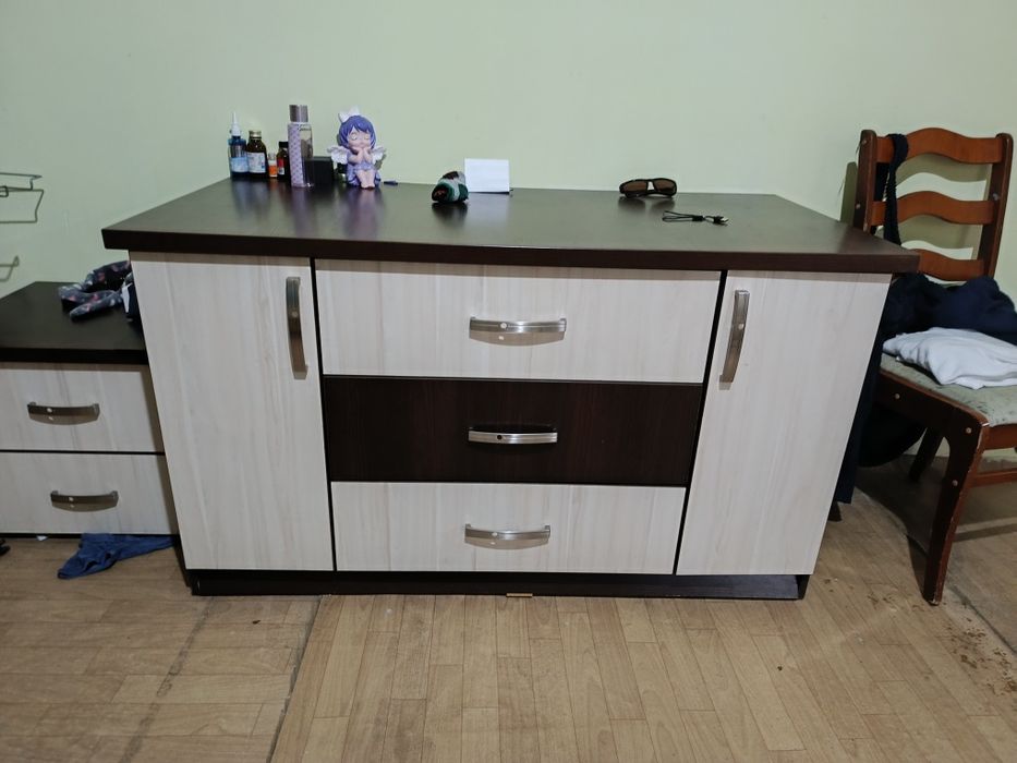 Продам спальный гарнитур