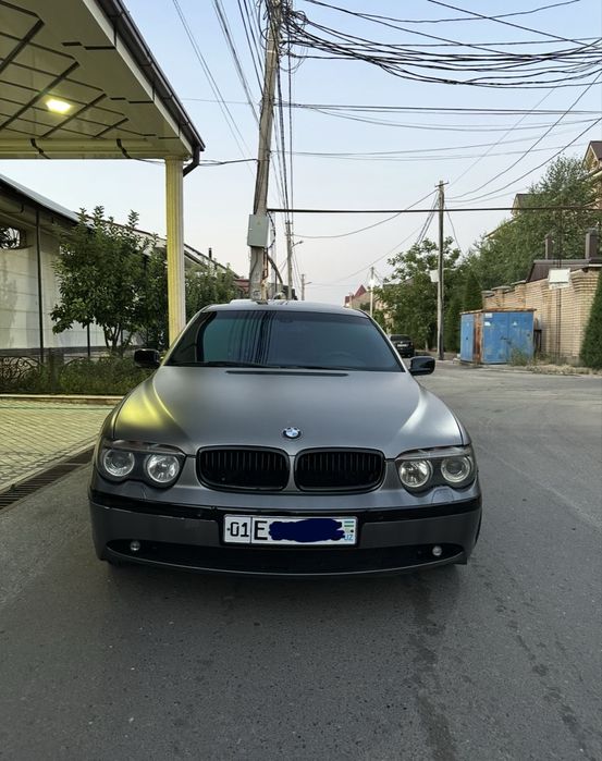 BMW 735i e65 kuzov