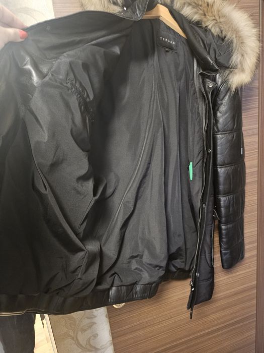 Мъжко яке, ново. Телешка кожа марково 3ххл, естествен пух. Moncler хл