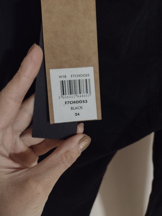 Pantaloni tip chino cu fir auriu