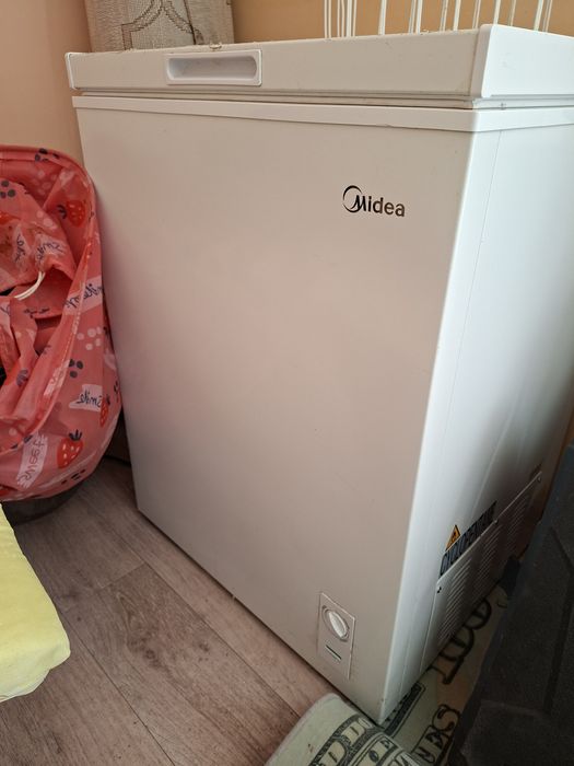 Морозильник Midea 143 л. Договорная
