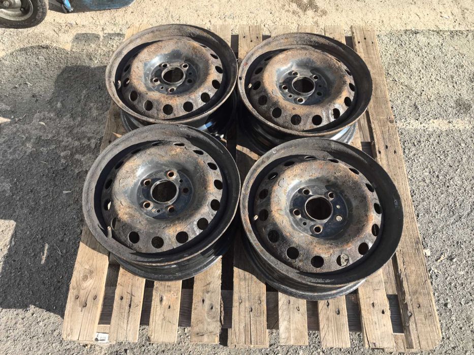 15 цола 5 х 114,3 мм Хюндай / КИЯ / Мазда / Митсубиши - 6 Инча / ЕТ 48