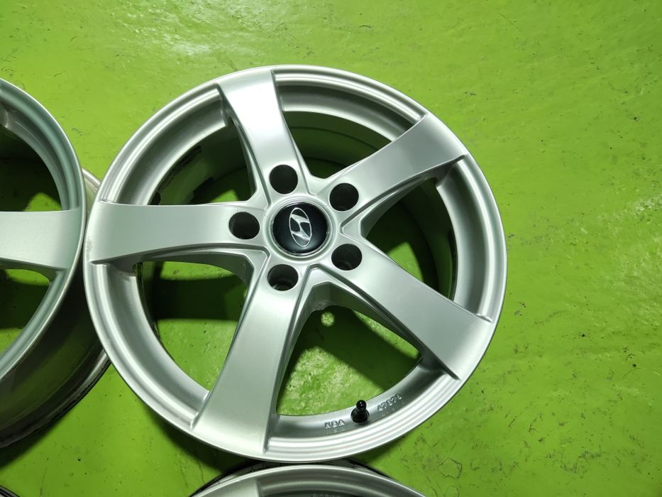 16 5x114.3 Hyundai Kia лети джанти 5х114.3