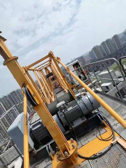 Продам башеный кран