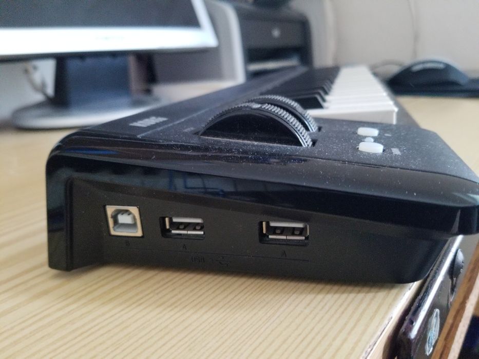 Controller Korg 37 clape