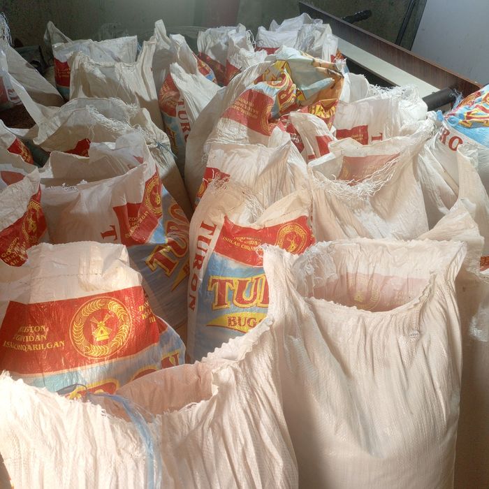 Ukrop urugʻlari bor