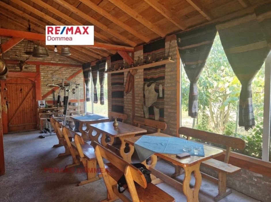 Дава се под наем Заведение в с. Разделна, Област Варна - 40 кв.м за 58.14 € - Снимка #1