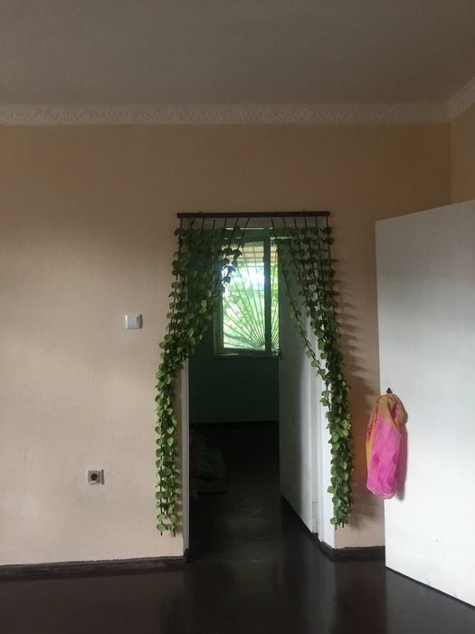 Dacha sotiladi o'rta saroyda