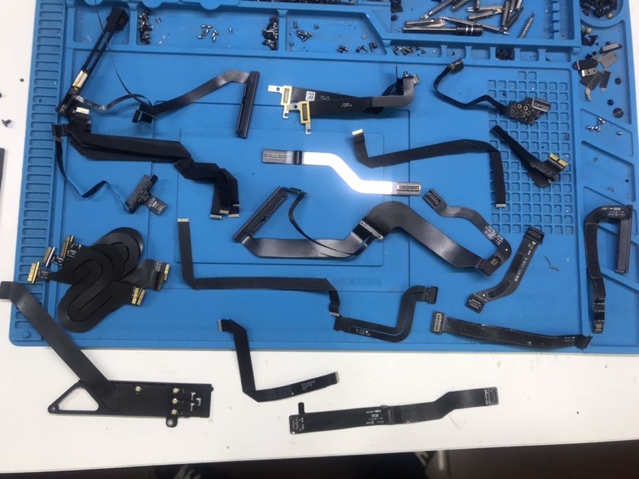 Macbook запчасти для Макбук