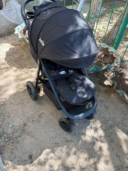 Продам детскую коляску