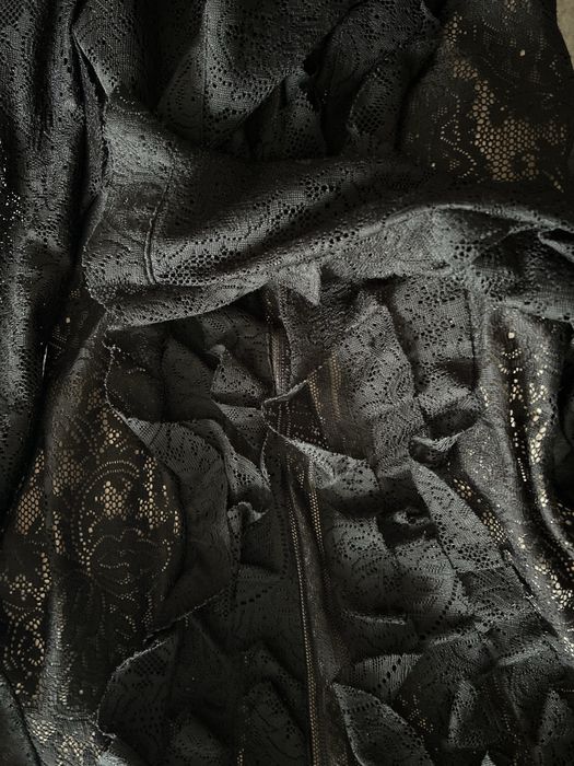 Елегантна дантелена рокля BCBG Max Azria