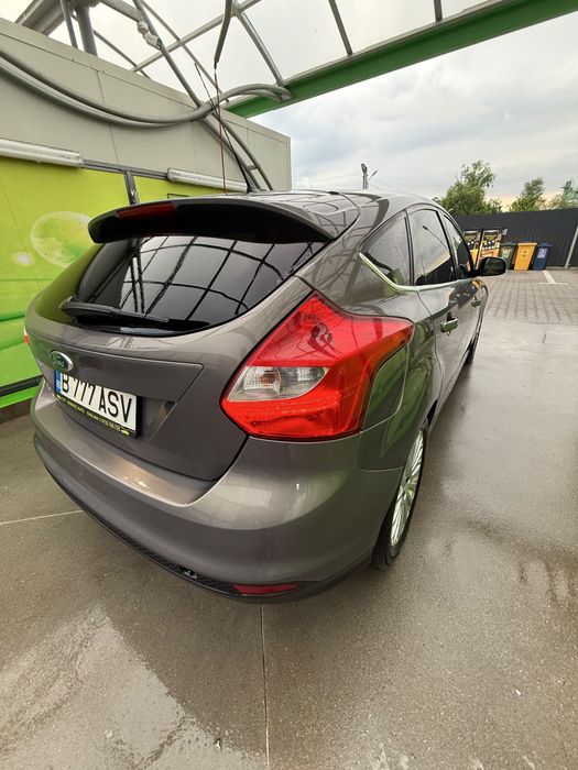 Ford Focus 2013 1.6 benzina