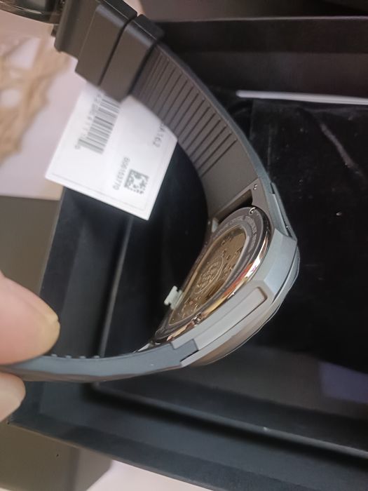 Bulova Curv Нов -600евро