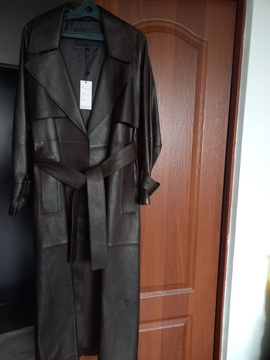 Жен.кожанный плащь