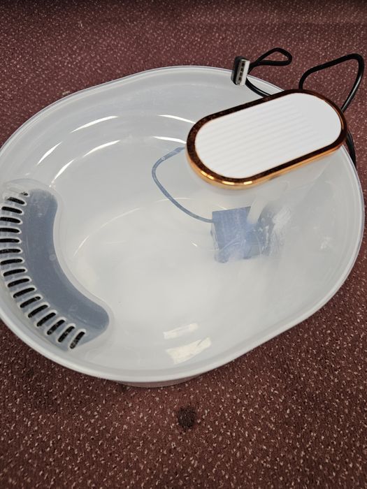 Vand dispenser apa pentru pisici (fântână)