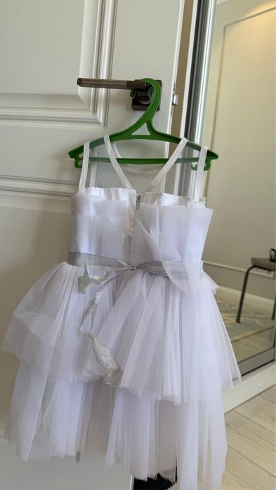 Продам платья для девочек