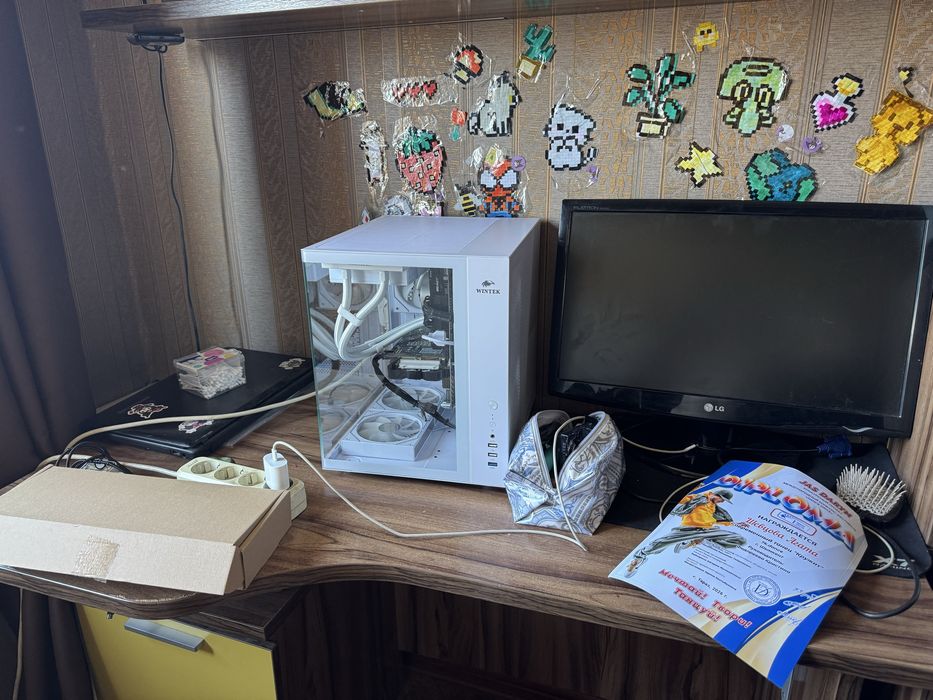 продам стол компьютерный