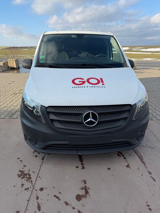 Dezmembrez Mercedes Vito w447