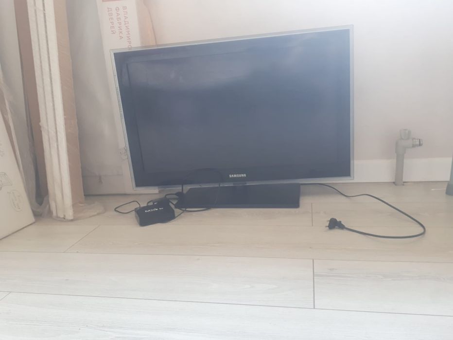 Телевизор Samsung