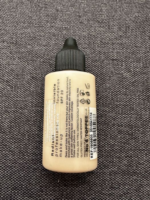 Козметика Zoniou, Radiant, Yves Saint Laurent, Fenty Beautyм