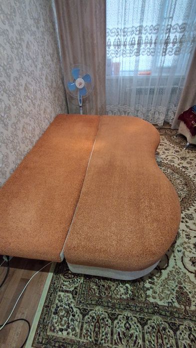 Продам Купе шефонер и стул и диван