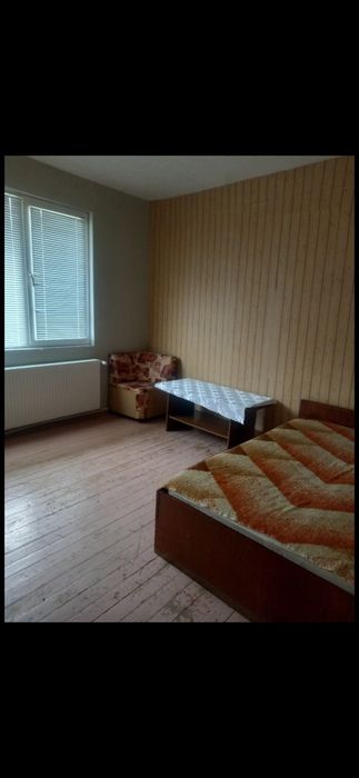 Дава се под наем Етаж от къща в Божурище - 100 кв.м за 561 € - Снимка #4