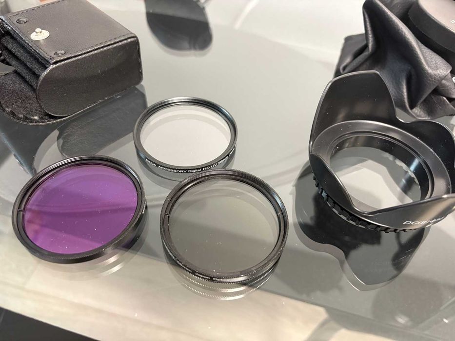 Canon EOS 2000D / Rebel T7 + обектив + аксесоари | Готов комплект