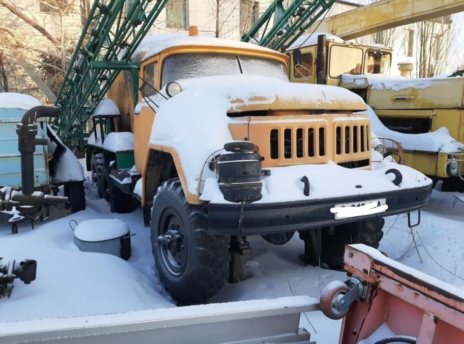 Опрыскиватель зил 131