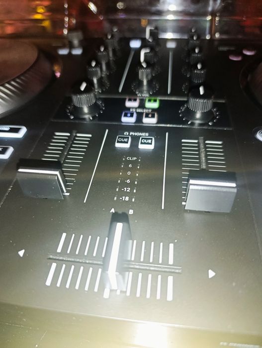 Dj TRAKTOR S2 MK3 (Decksaver)
