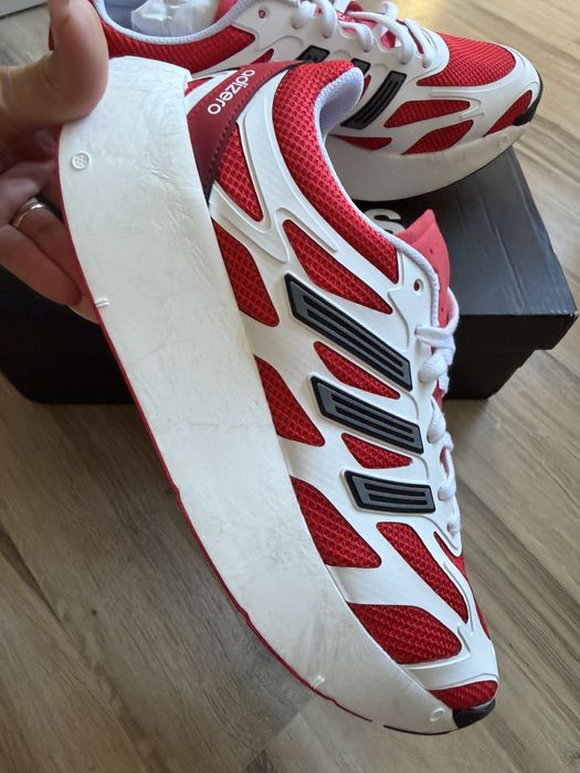 Оригинални нови бяло/червени маратонки Adizero Aruku! 42 н