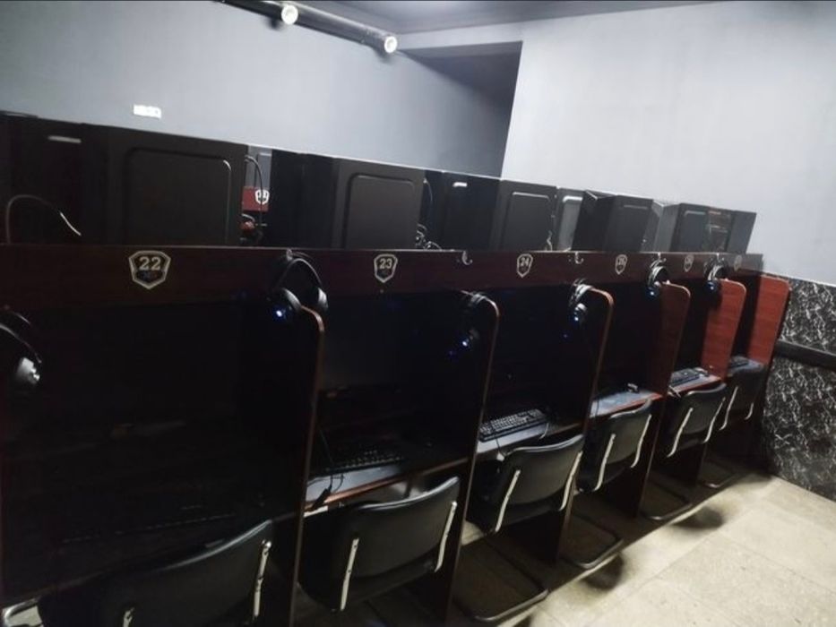 Продаётся компьютерная мебель