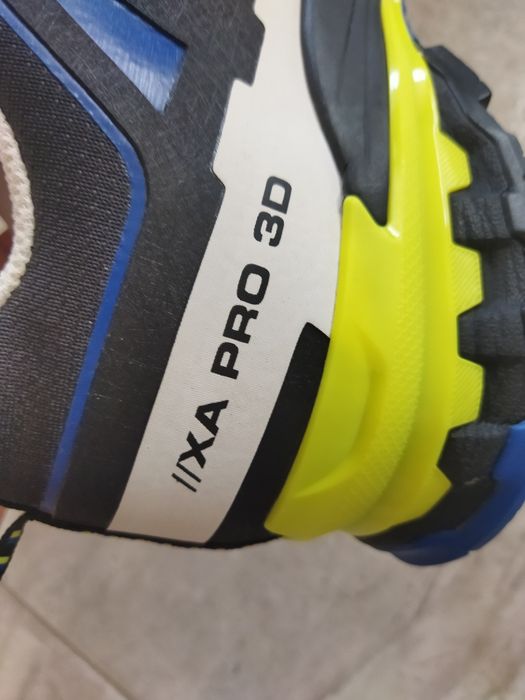 Salomon XA PRO 3D V9 GTX Black Surf Yellow GORE-TEX fall24