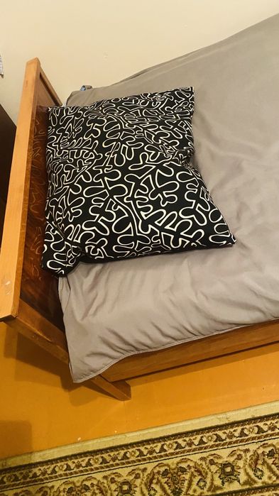 Кровать 1,5 с матрацом