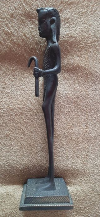 Статуэтка тяжелая