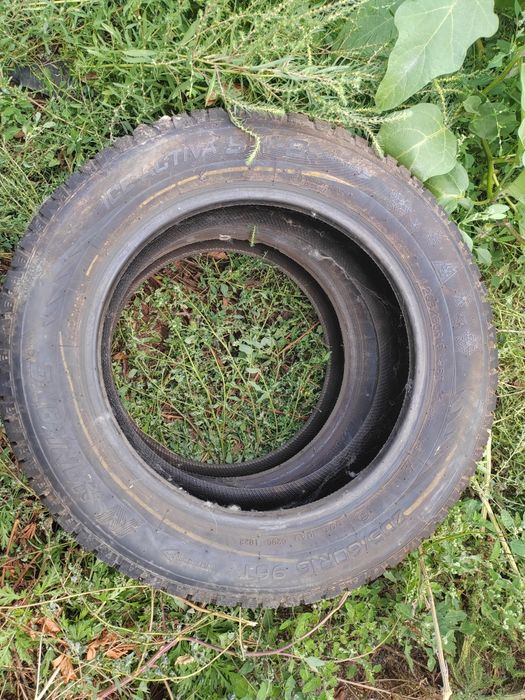 2 балона 205/60 r16