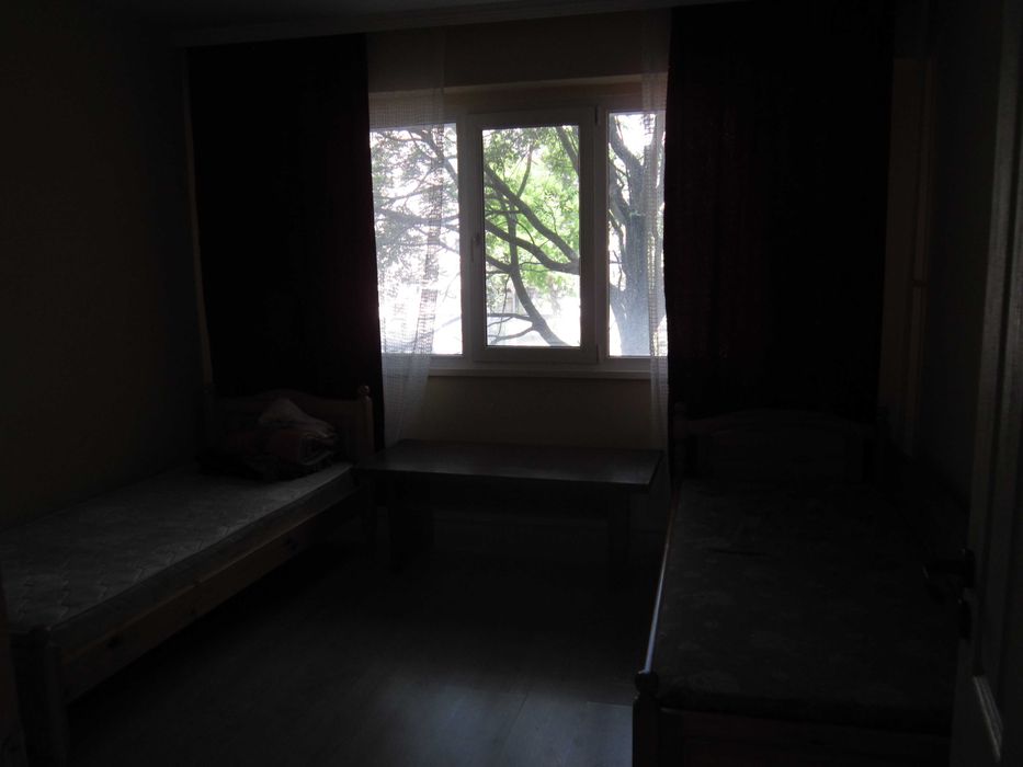 Дава се под наем Двустаен апартамент в Бургас, Меден рудник - зона А - 50 кв.м за 225 € - Снимка #11