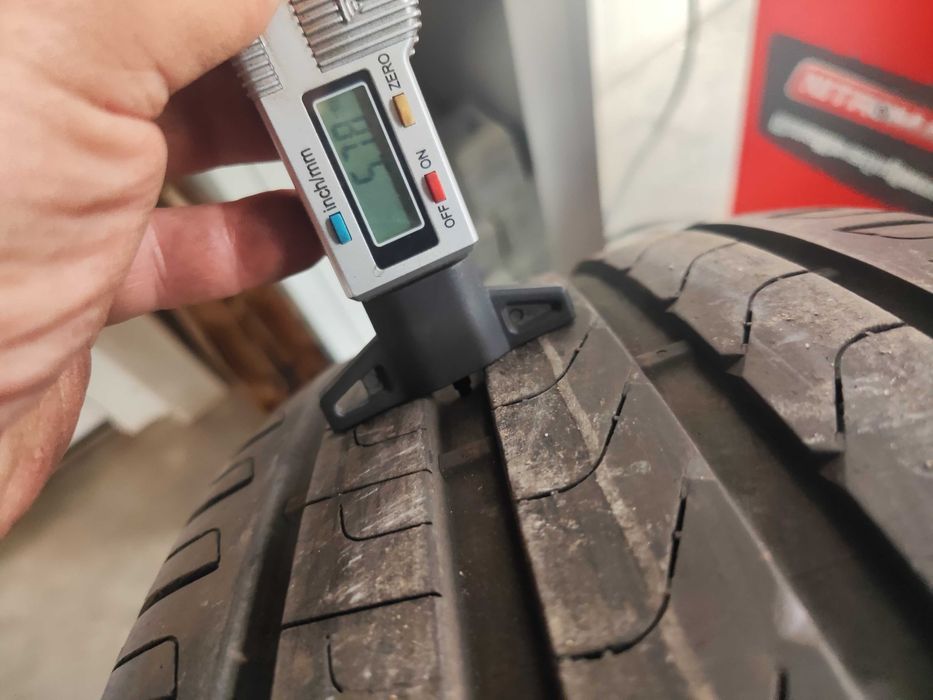 2бр.летни гуми 225/55/18 Pirelli