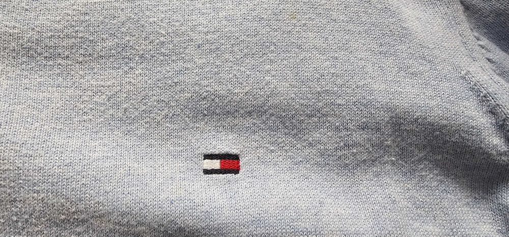 Pulover Tommy Hilfiger bleu cu anchior, marimea L