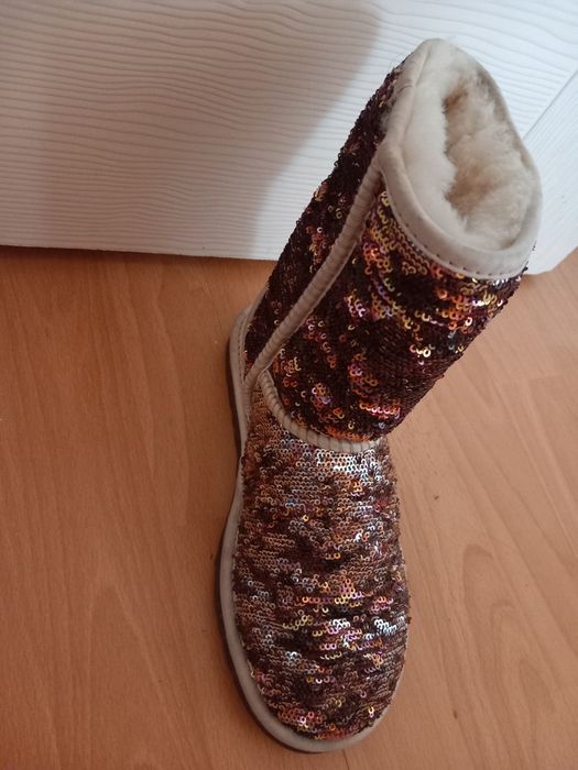Cizme UGG originale 36