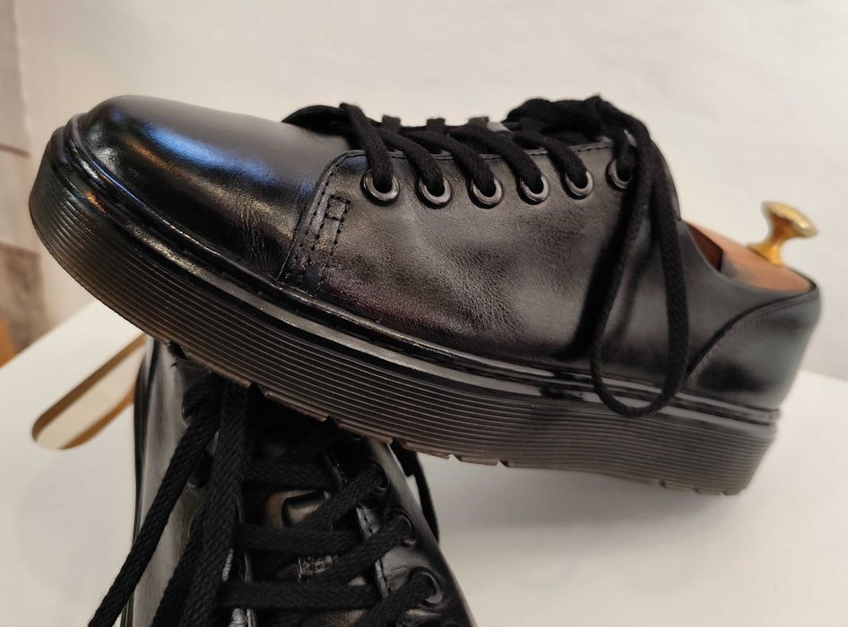 Pantofi sport casual 41 Dr. Martens piele naturala superioara moale