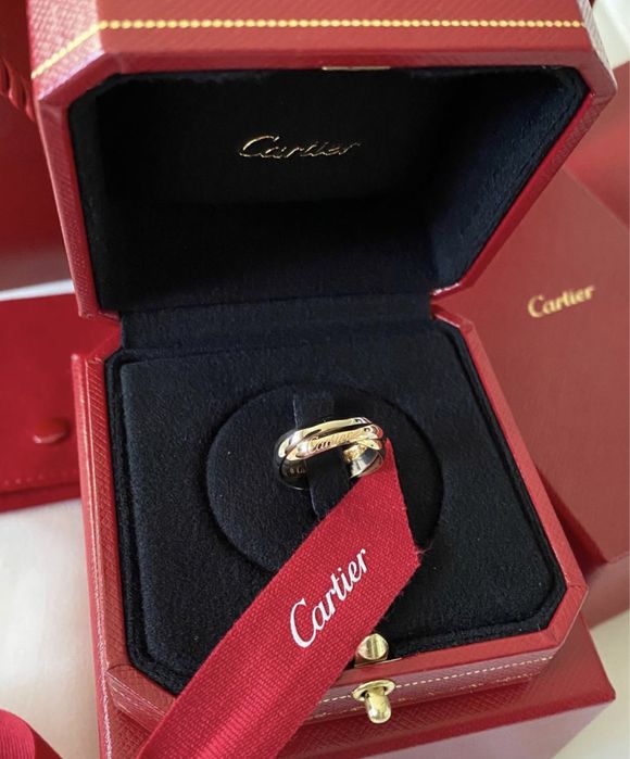 Позлатени пръстени и колиета Trinity de Cartier 750 / 18k