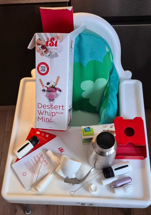 Aparat de spumat frisca/ sosuri/ creme