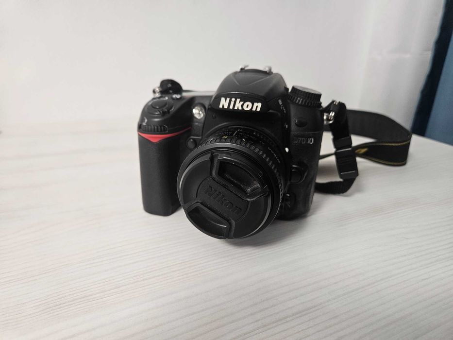 продавам Nikon d7000 и d5000