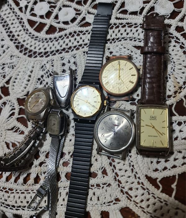 Ceasuri vechi la prețuri decente.