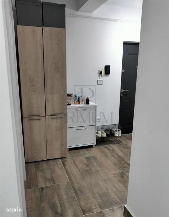 GIROC - AP. CU 1 CAMERA - mobilat si utilat, decomandat + POD PROPRIU