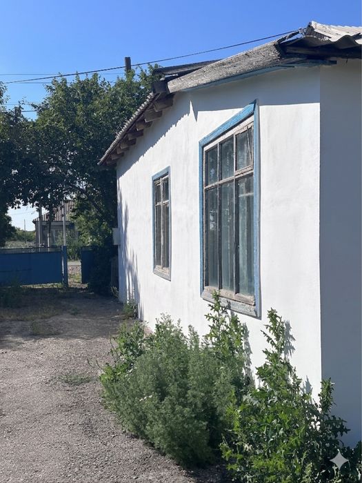 Продаётся большой дом площадью около 100 м².