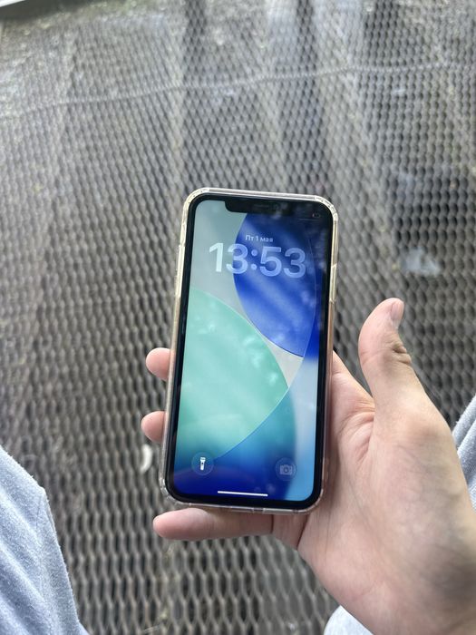 Продам iphone 11