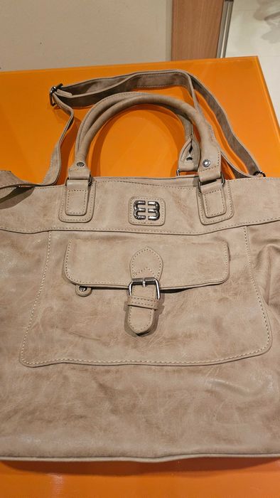 Кожена чанта Enrico Benetti