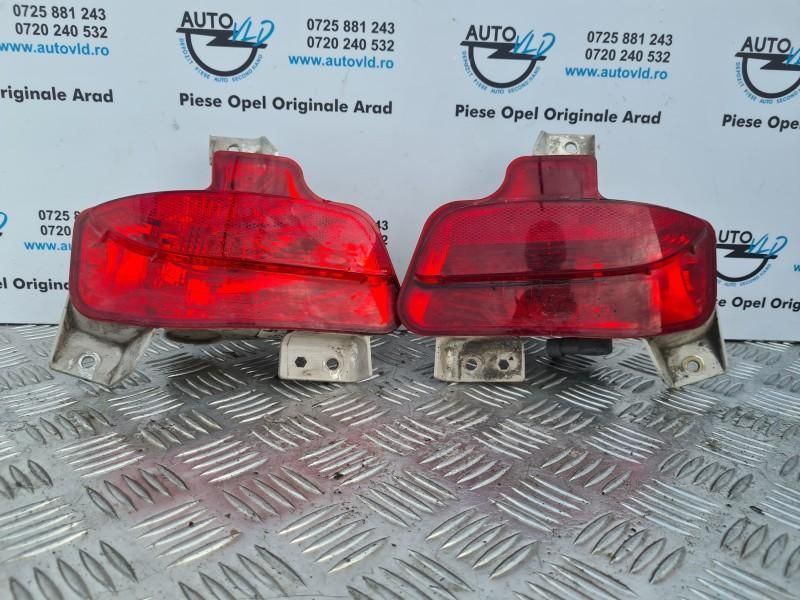 Stop catadioptru bara spate stanga dreapta Opel Zafira C